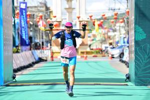 BIB: 241
                            <button type="button" onclick="openModal(21796149)" class="btn btn-primary btn-sm float-right btn-popup" data-toggle="modal" data-target=".modal-high-quality">
                        <i class="fas fa-shopping-cart"></i> Add to Cart
                    </button>
                                            <button type="button" onclick="isThisMe(21796149, true)" class="btn btn-success btn-sm float-right btn-popup btn-isme hidden" data-toggle="tooltip" data-placement="bottom" title="นี่คือรูปของคุณใช่ไหม คลิกที่นี่เพื่อเอาเข้าอัลบั้ม">
                        <i class="fas fa-plus"></i> Add to album
                    </button>
                    <button type="button" onclick="isThisMe(21796149, false)" class="btn btn-warning btn-sm float-right btn-popup btn-isnotme hidden">
                        <i class="fas fa-ban"></i> Remove from album
                    </button>